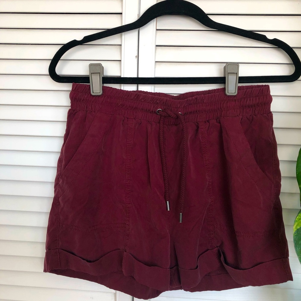 Universal Thread drawstring short, size S